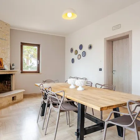 Massaroom 빌라 콘베르사노