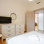 Villa Massaroom *